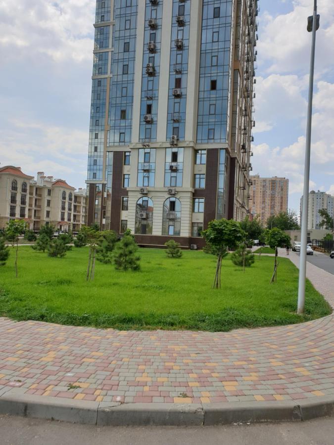 Seapearl 19 Apartments Одеса Екстер'єр фото